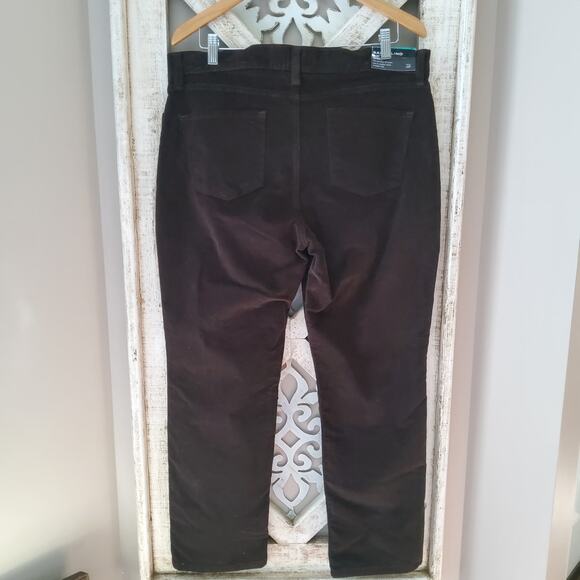 Bandolino Women's Petite Mandie Straight Leg Corduroy Jean Pants in Hot Expresso - Picture 6 of 6